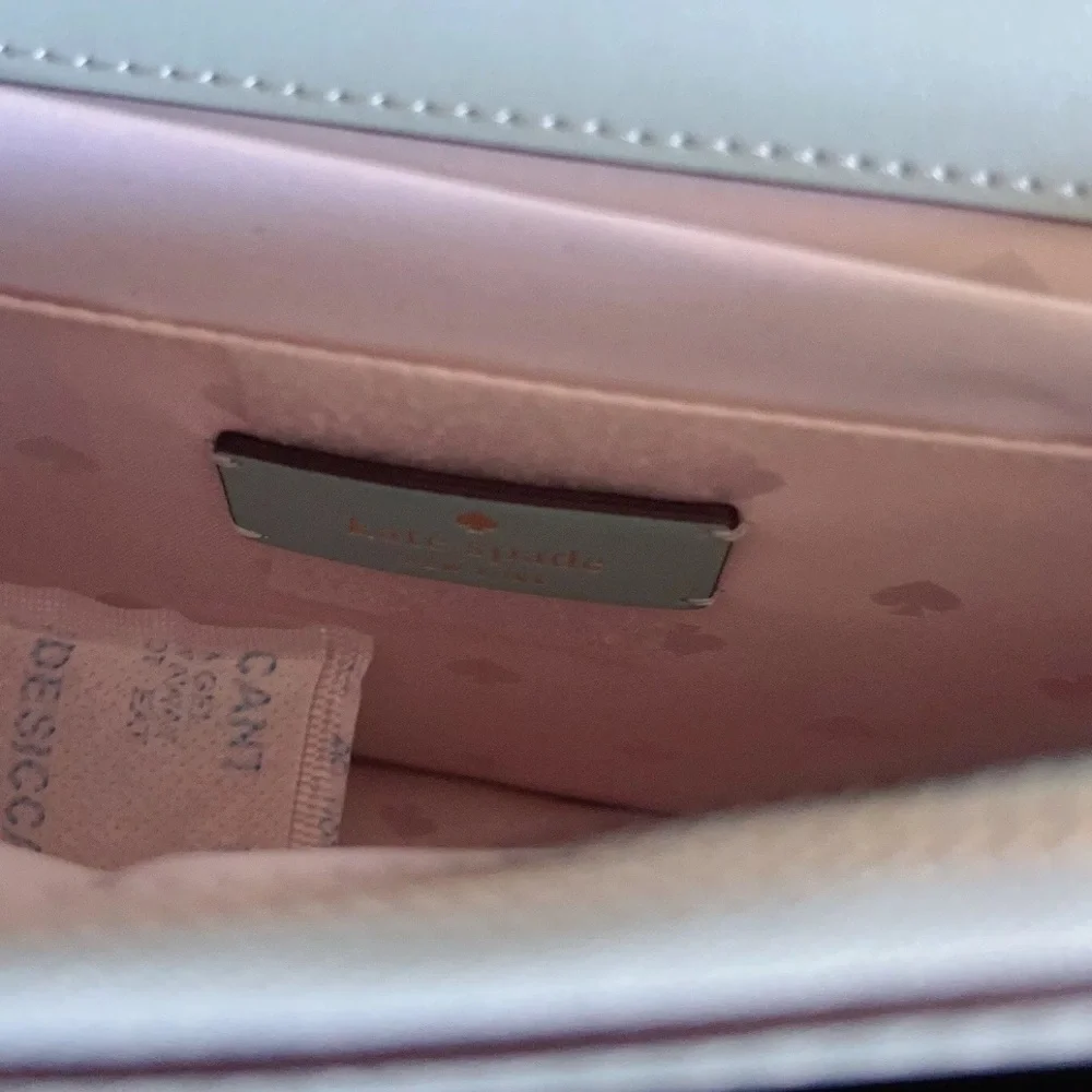 NWT Kate Spade Remi Daisy Embroidered Leather Chain Crossbody in Aphrodite - Picture 4 of 12